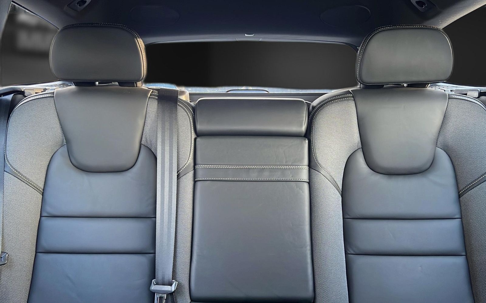 Volvo V60 R Design Memory*Leder*H&K*Kamera*LED*Navi foto 18