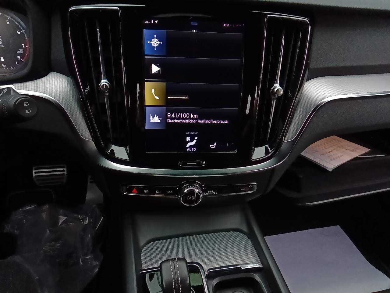 Volvo V60 R Design Memory*Leder*H&K*Kamera*LED*Navi foto 23