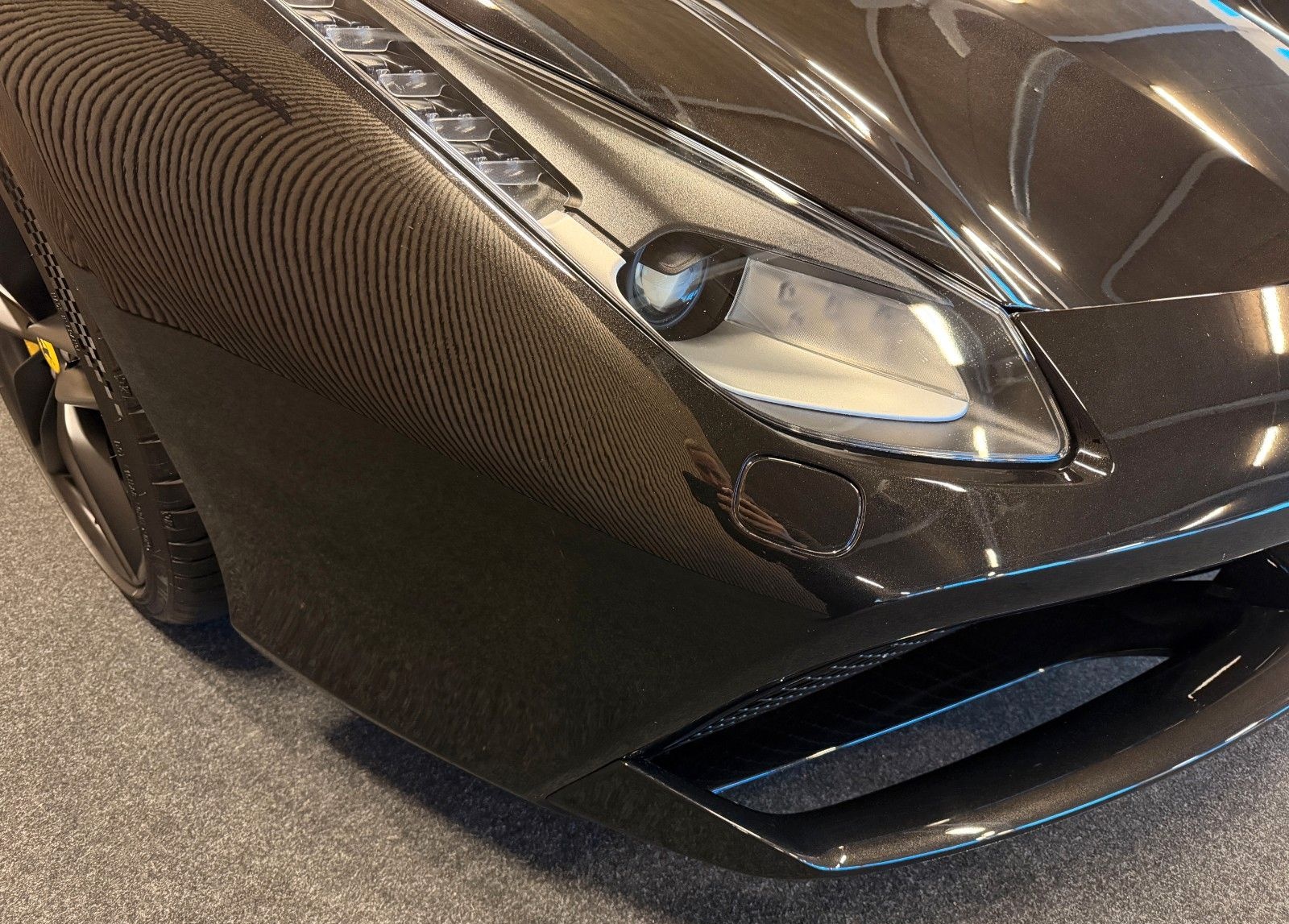 Ferrari Carbon Sitze Golddrake, Garantie bis 03/2028 foto 3