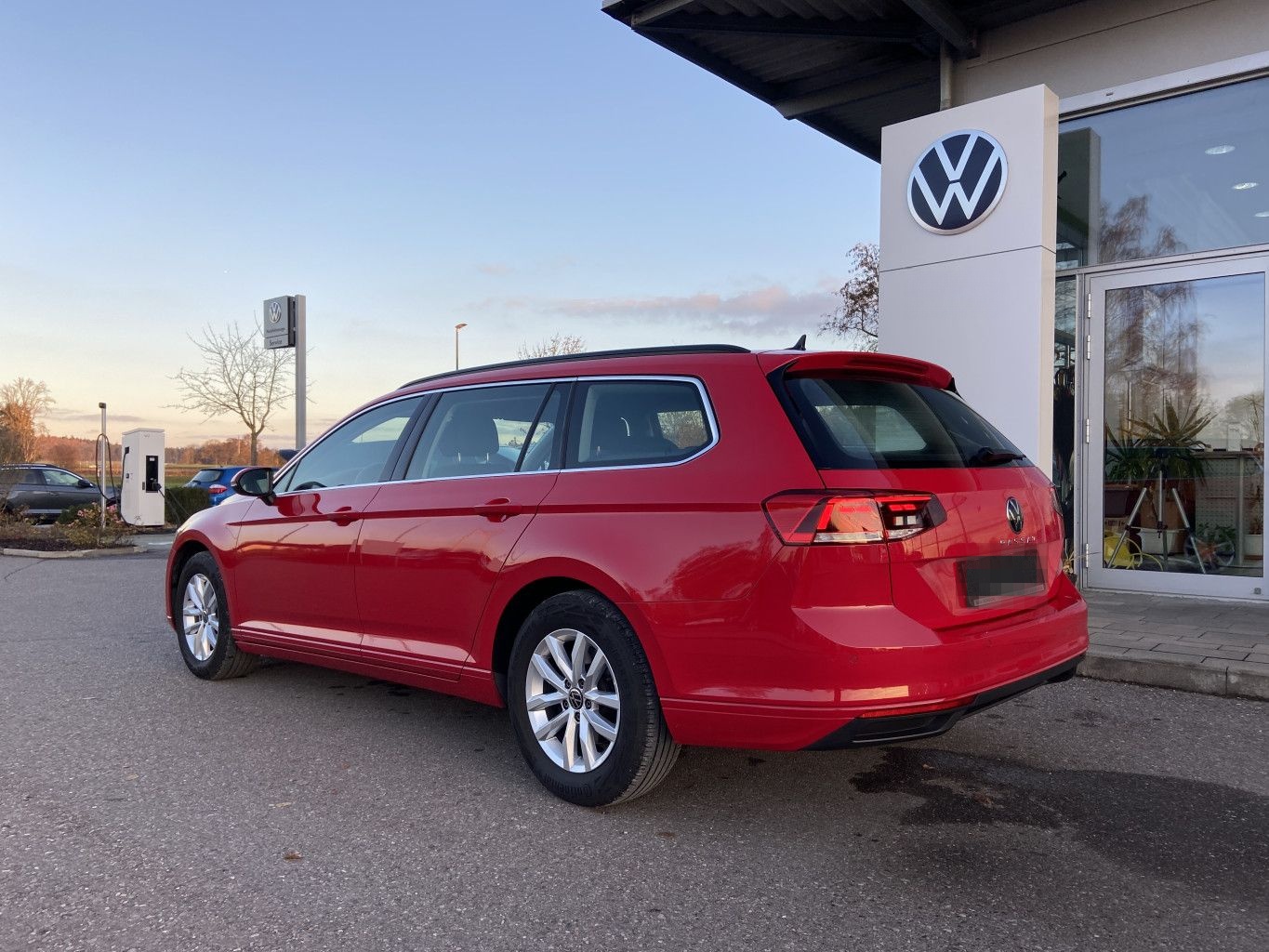 Volkswagen Passat Variant 2.0 TDI DSG Business NAVI+LED+KAM foto 3