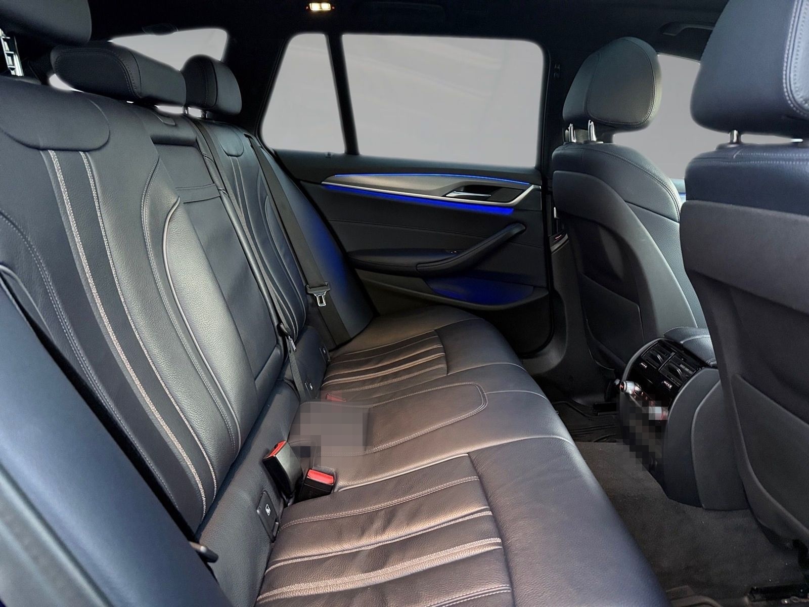 BMW 550 Touring M550 d xDrive  foto 16