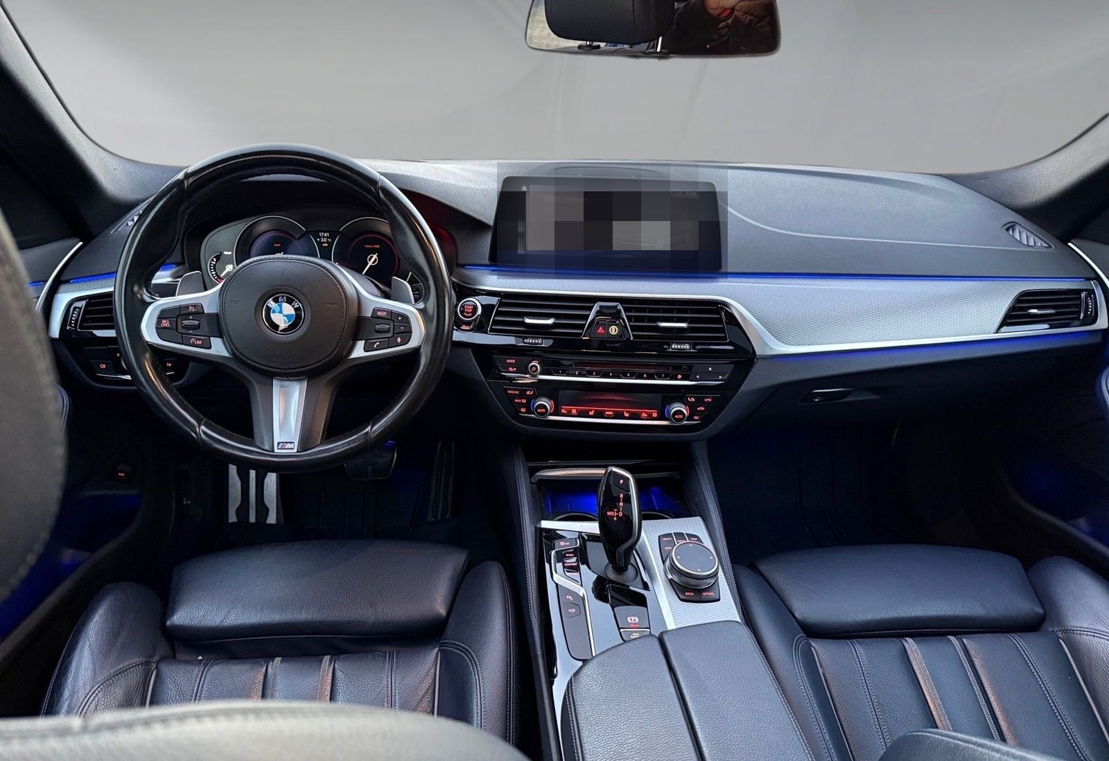 BMW 550 Touring M550 d xDrive  foto 17