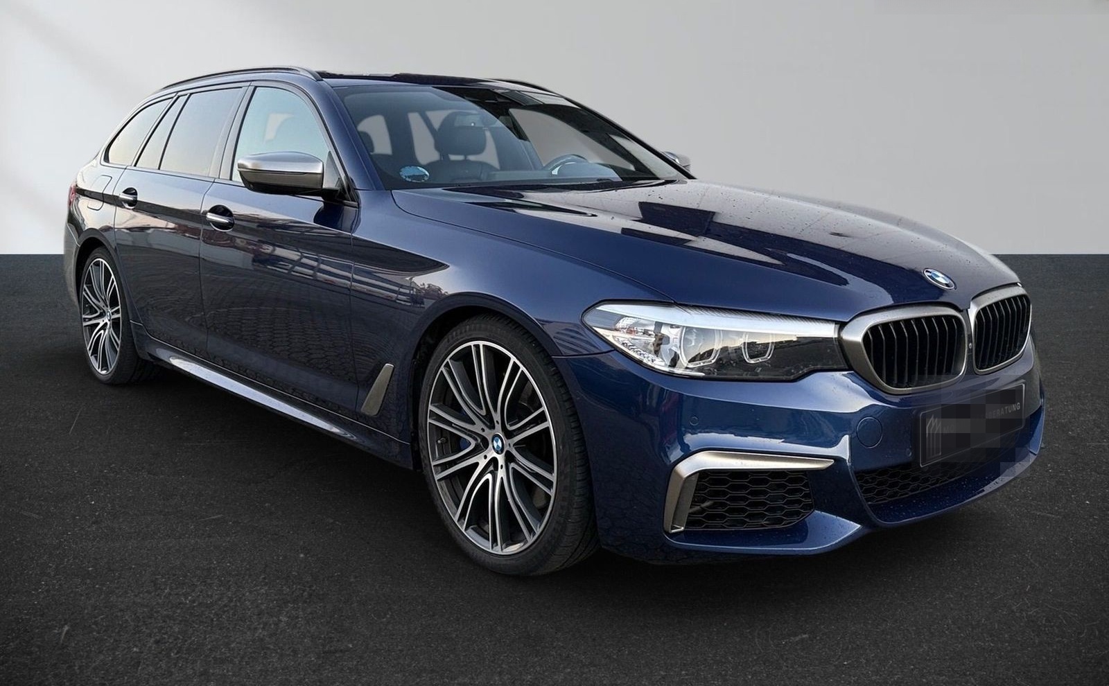 BMW 550 Touring M550 d xDrive  foto 3