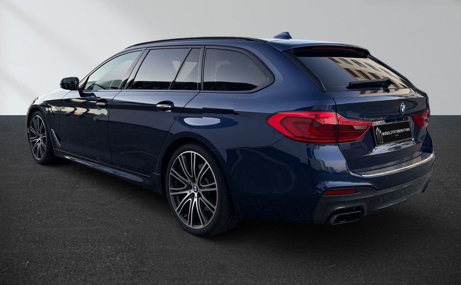 BMW 550 Touring M550 d xDrive  foto 7