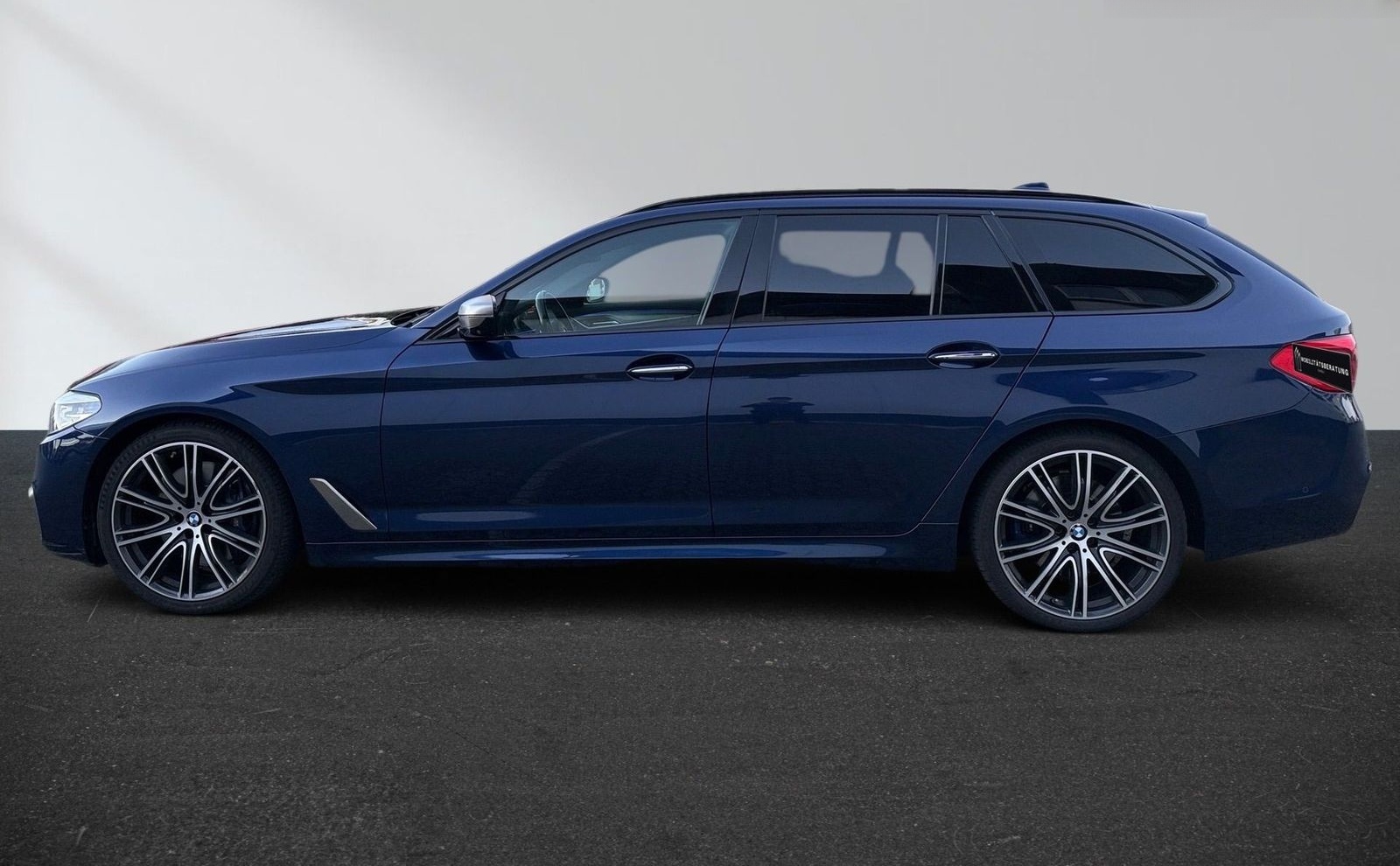 BMW 550 Touring M550 d xDrive  foto 8