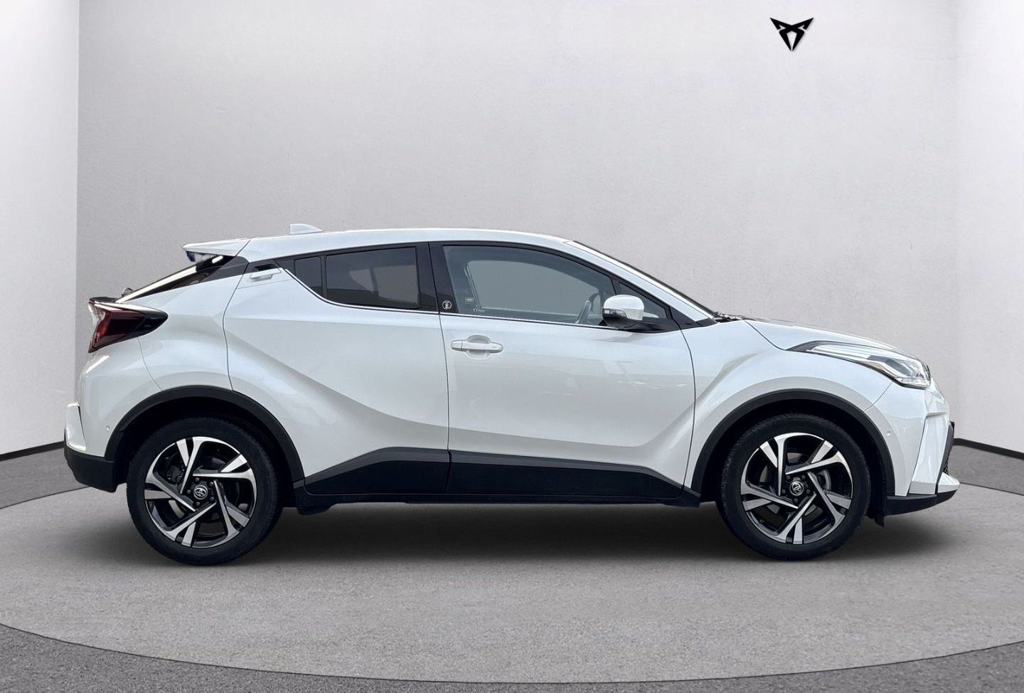 Toyota C-HR Hybrid Team D Navi LED Apple CarPlay Androi foto 6
