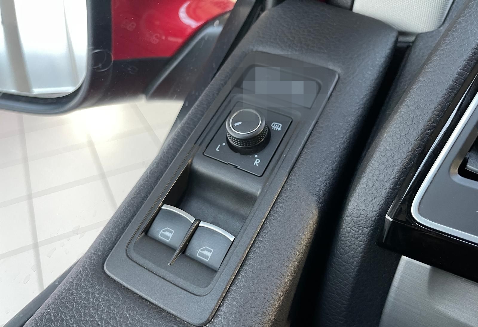 Volkswagen T6 Multivan 2.0 TDI Automatik+Generation Six+AHK foto 16