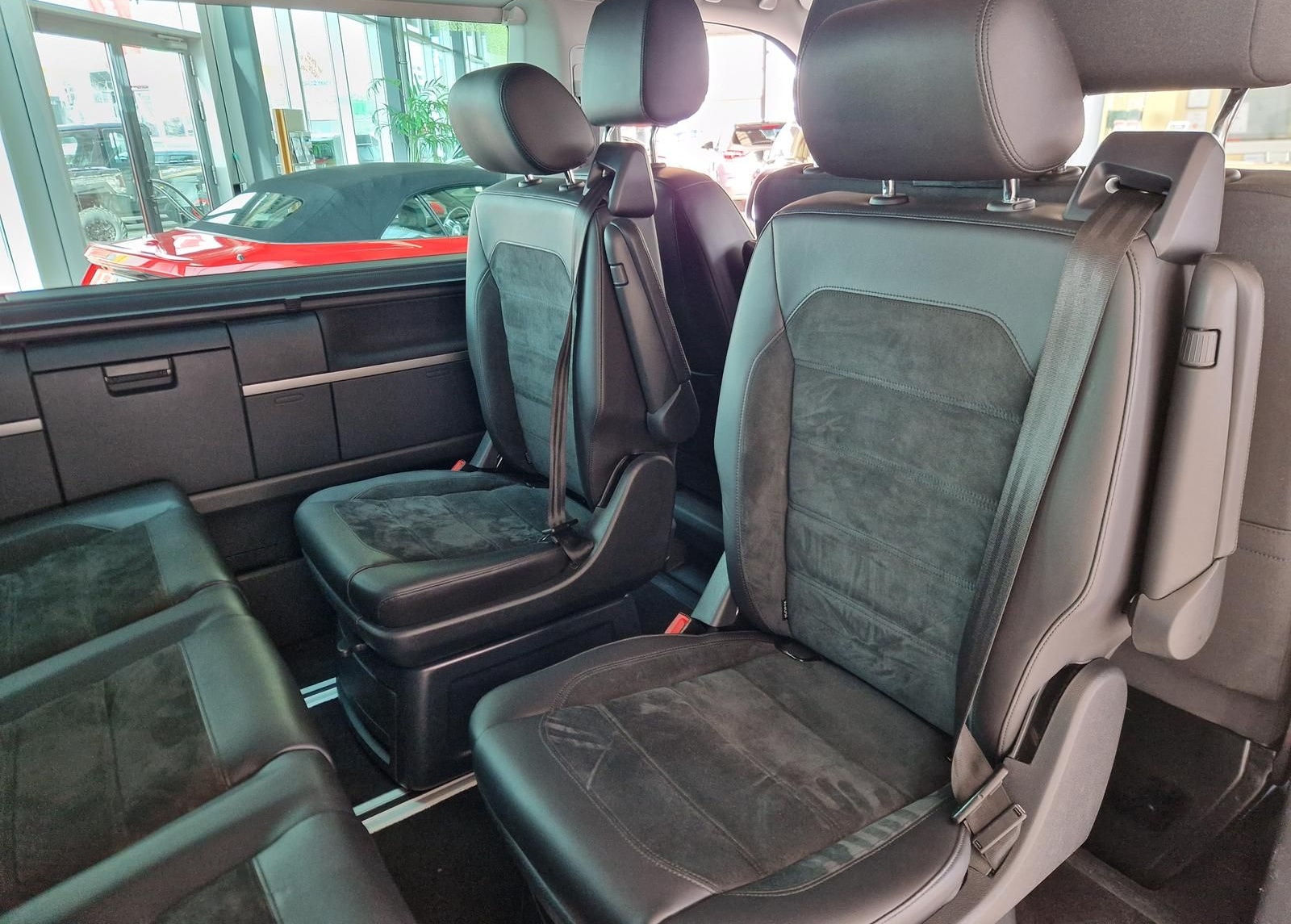 Volkswagen T6 Multivan 2.0 TDI Automatik+Generation Six+AHK foto 20