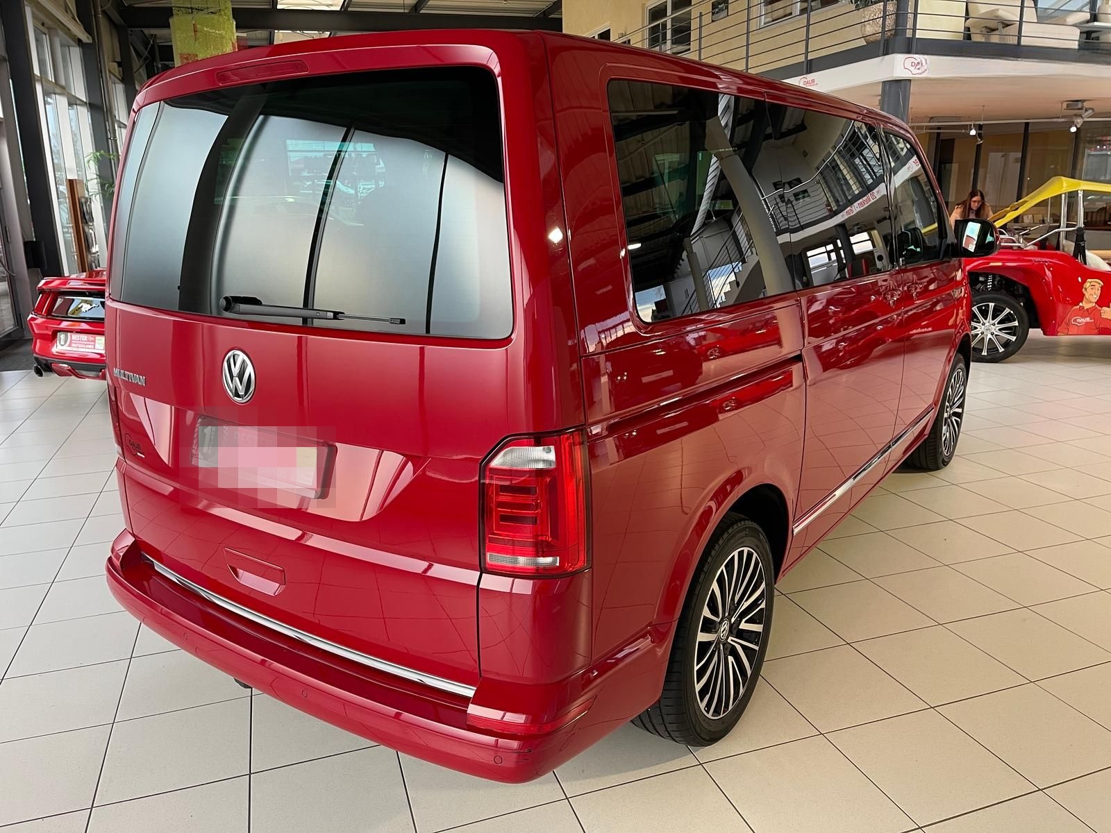 Volkswagen T6 Multivan 2.0 TDI Automatik+Generation Six+AHK foto 5