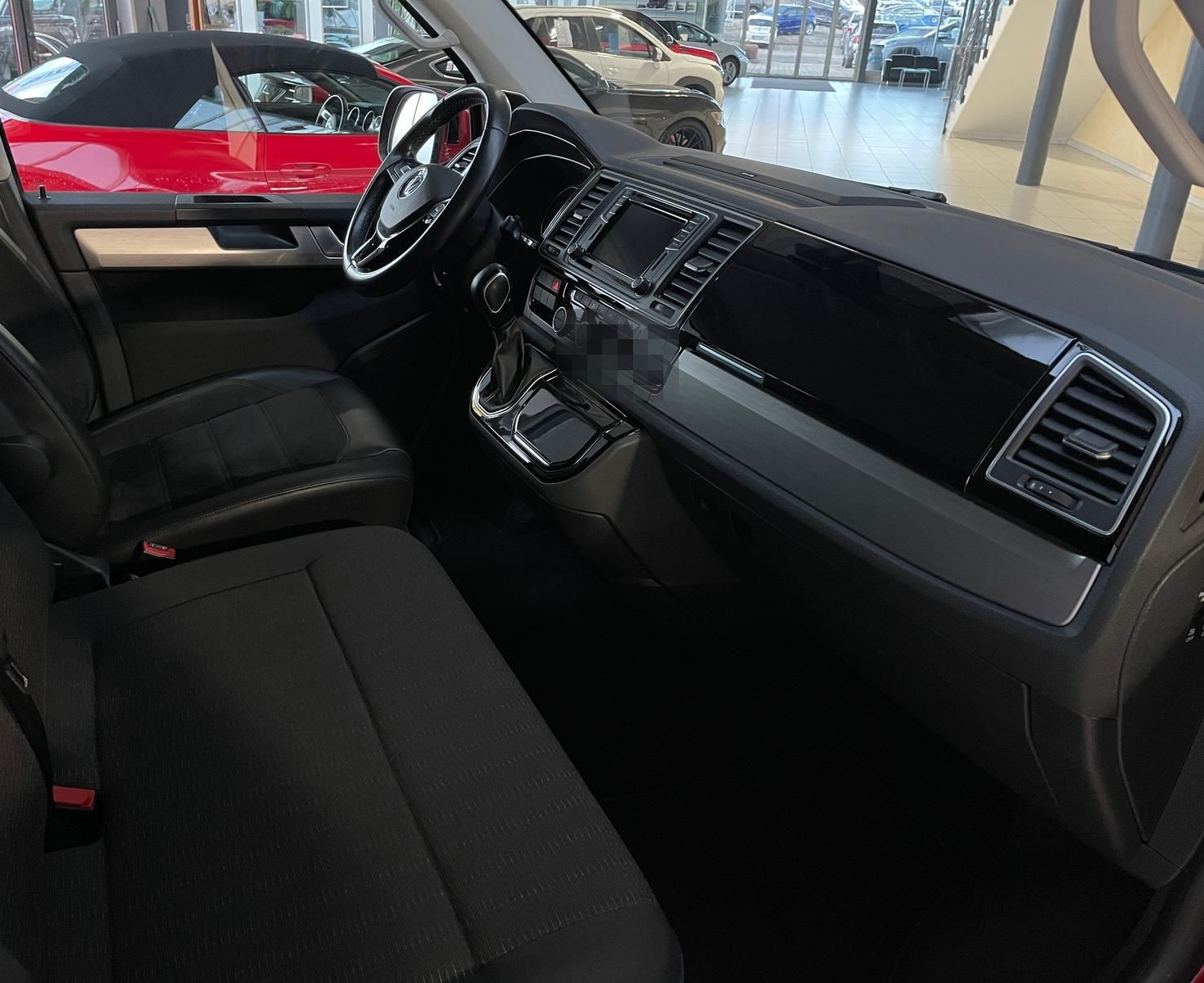 Volkswagen T6 Multivan 2.0 TDI Automatik+Generation Six+AHK foto 10