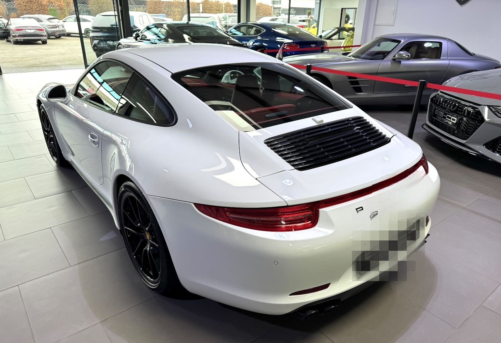 Porsche 911-991 CARRERA 4 GTS PDK CARBON KAMERA BOSE 20" foto 5
