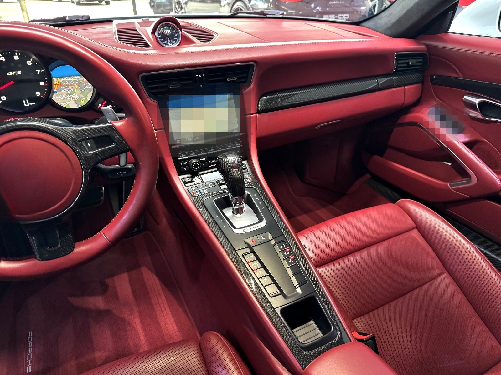 Porsche 911-991 CARRERA 4 GTS PDK CARBON KAMERA BOSE 20" foto 8