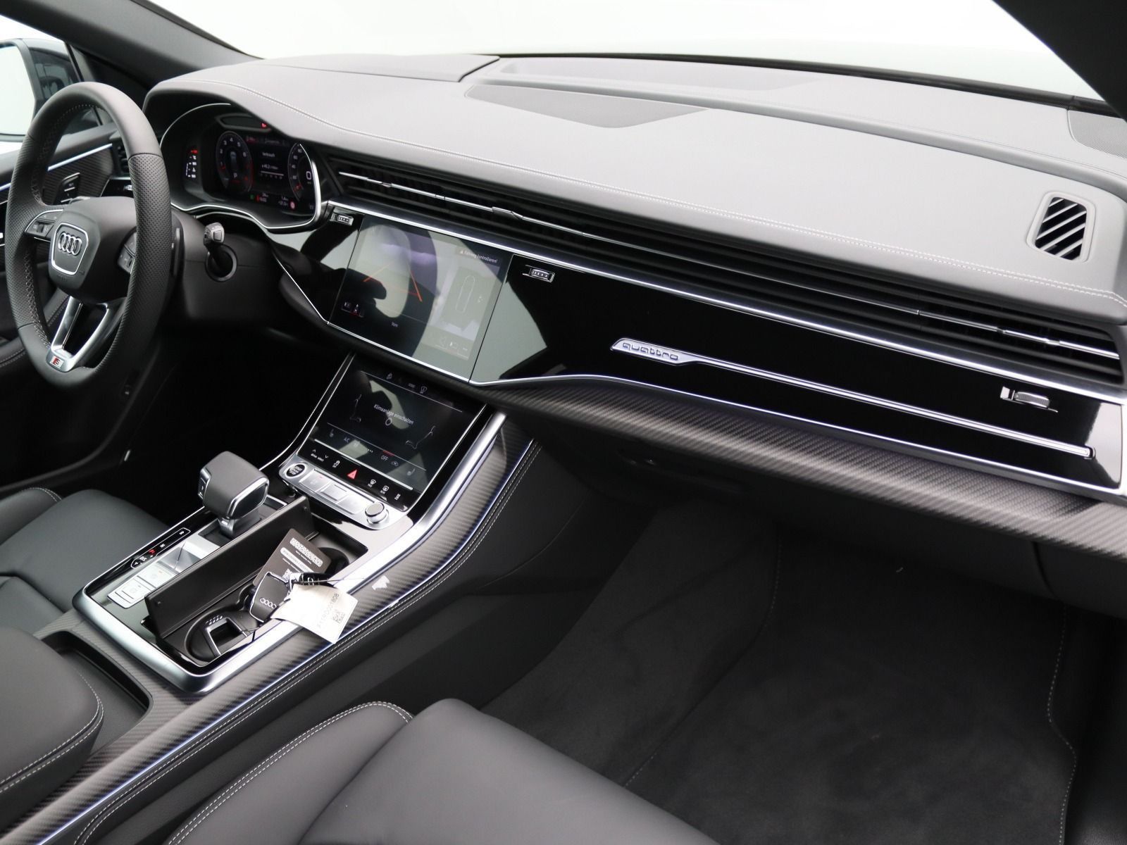 Audi Q8 S-Line 55 TFSI quattro / Pano, Laser, Standh foto 11