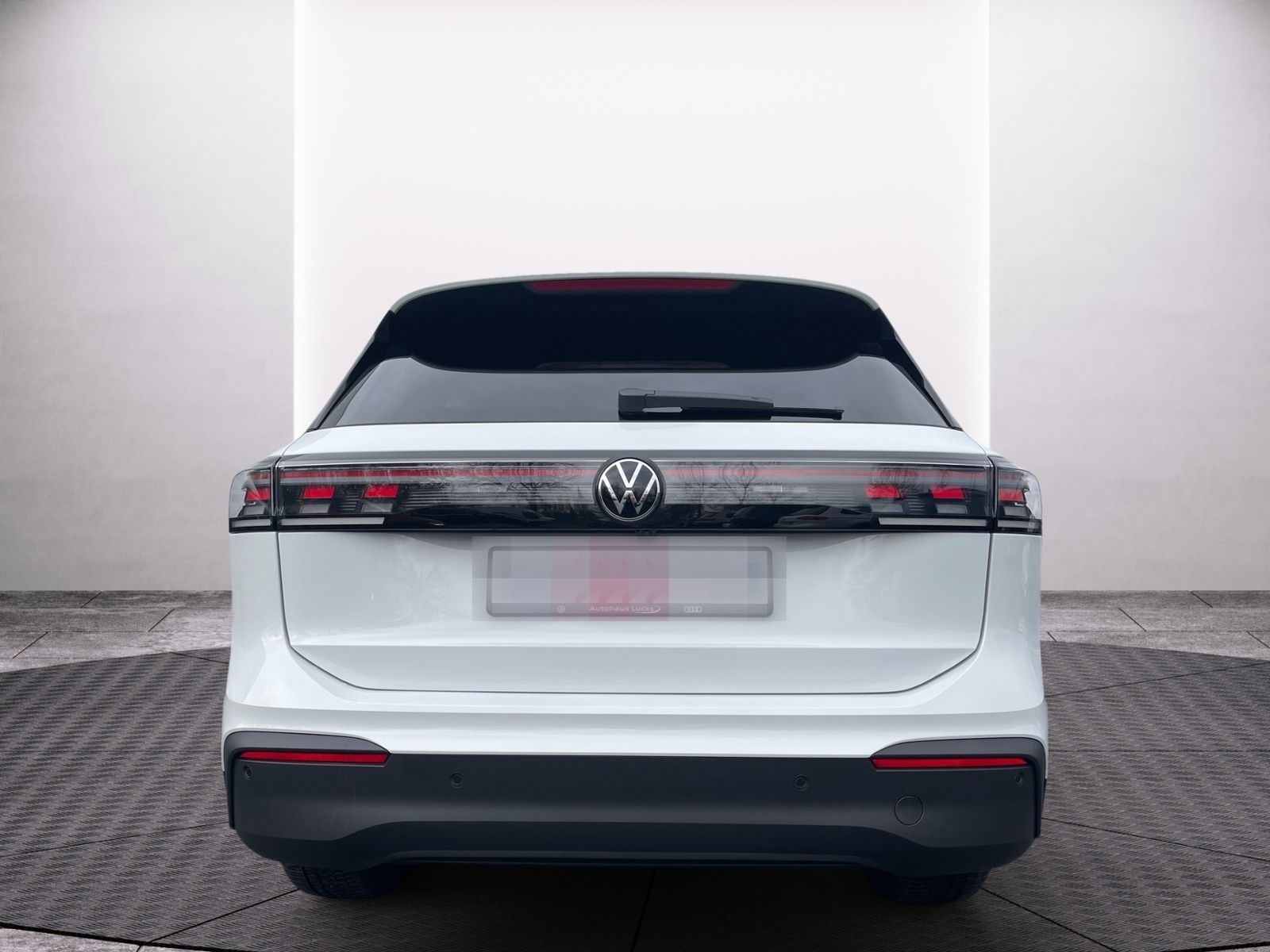 Volkswagen Tiguan 1.5 eTSI Goal 110 kW Matrix-LED AZV Side foto 7