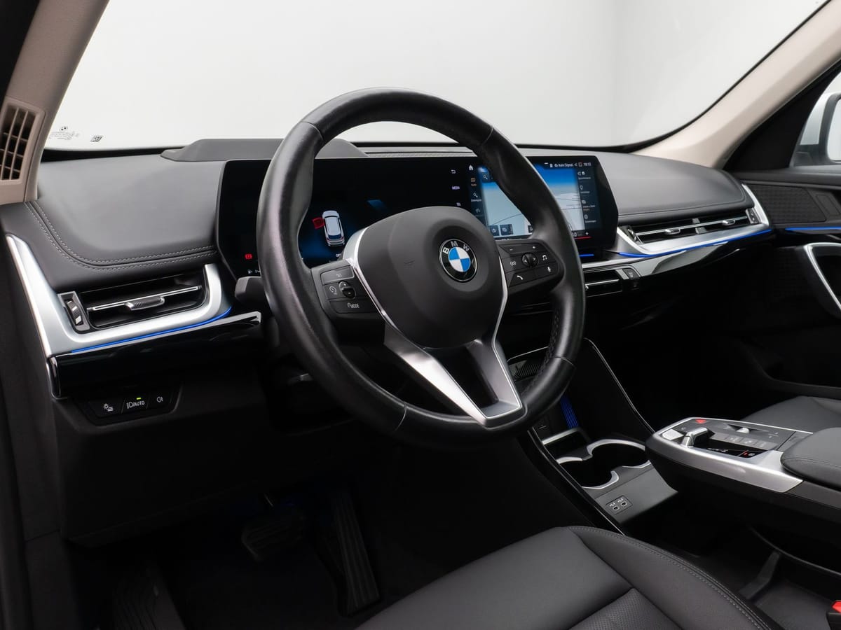 BMW X1 xD20d xLine 360°Panorama HUD DAB Komfort AHK foto 20