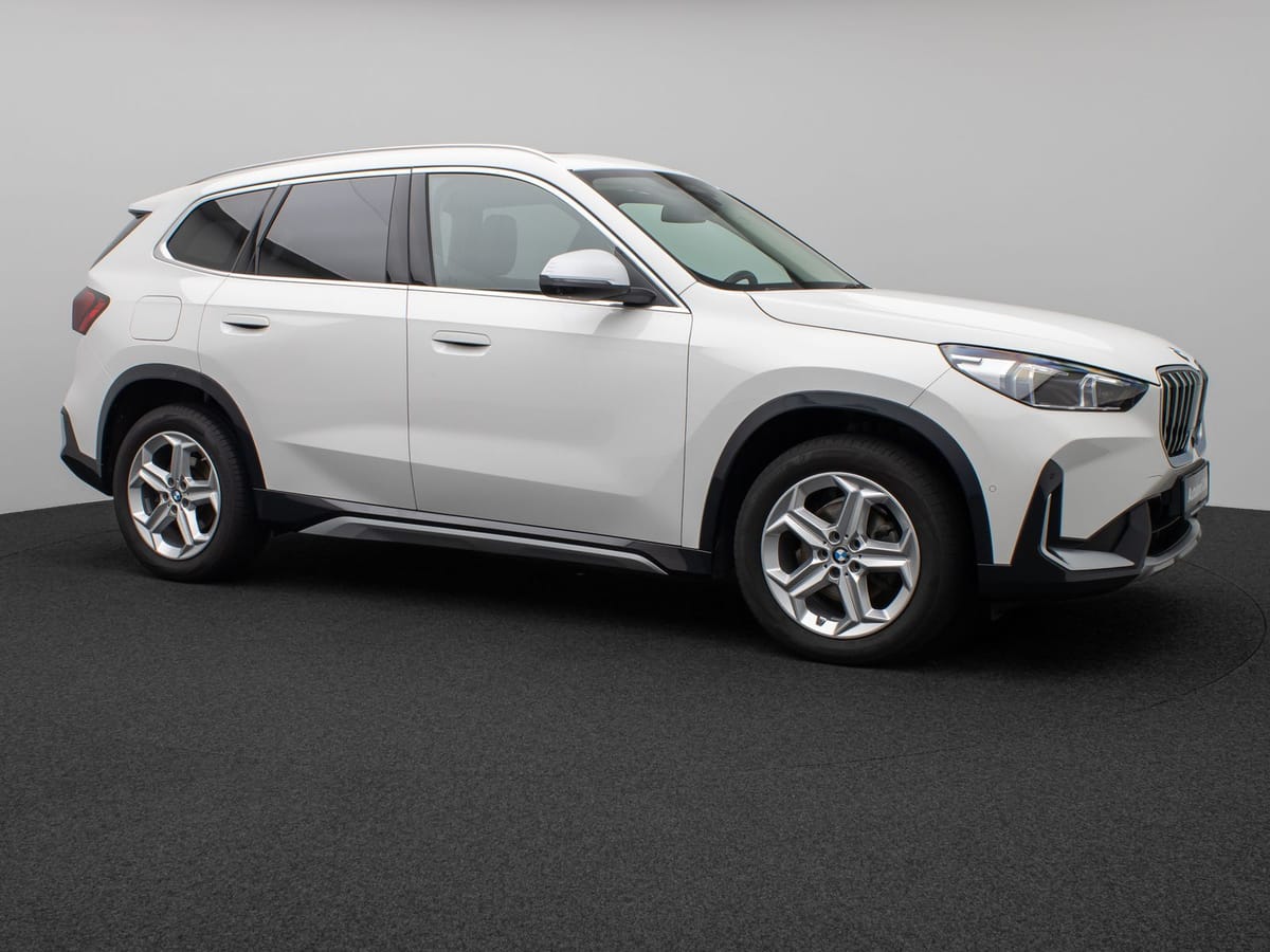 BMW X1 xD20d xLine 360°Panorama HUD DAB Komfort AHK foto 4