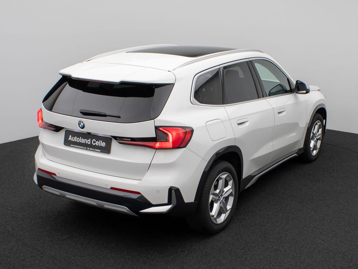 BMW X1 xD20d xLine 360°Panorama HUD DAB Komfort AHK foto 7