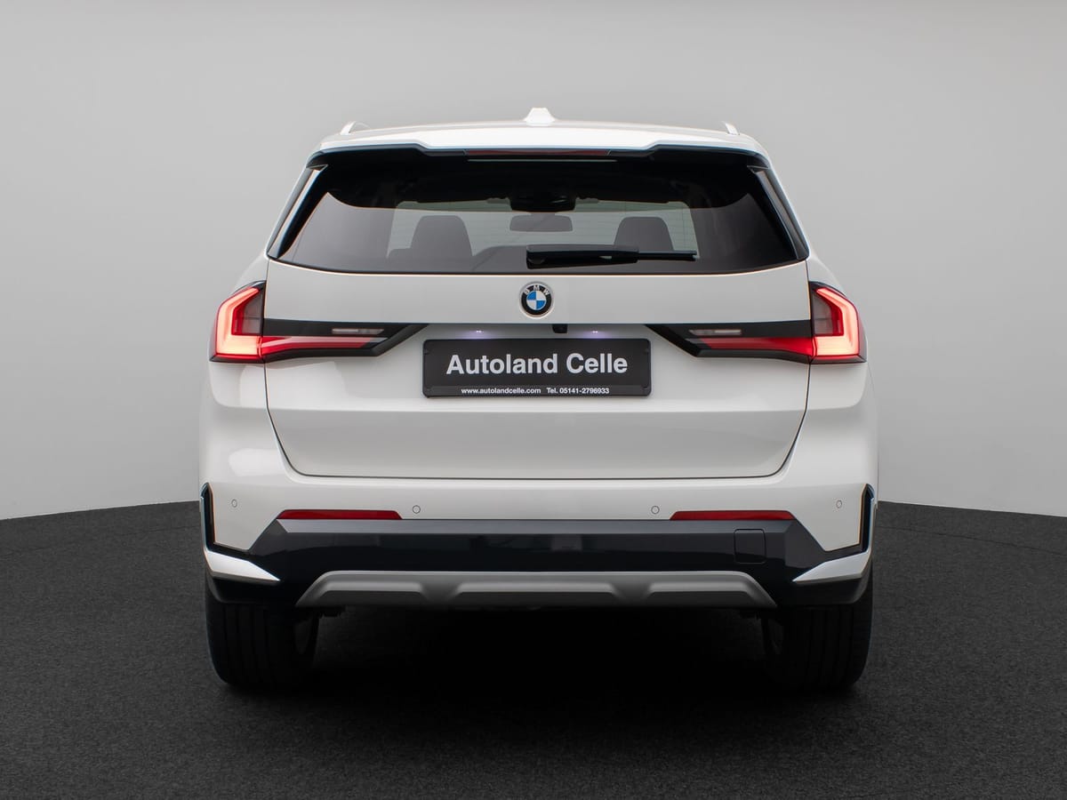 BMW X1 xD20d xLine 360°Panorama HUD DAB Komfort AHK foto 8
