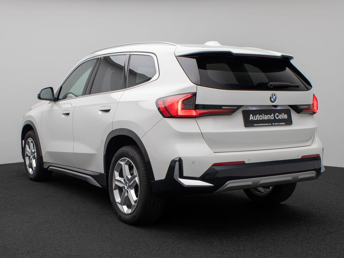 BMW X1 xD20d xLine 360°Panorama HUD DAB Komfort AHK foto 9