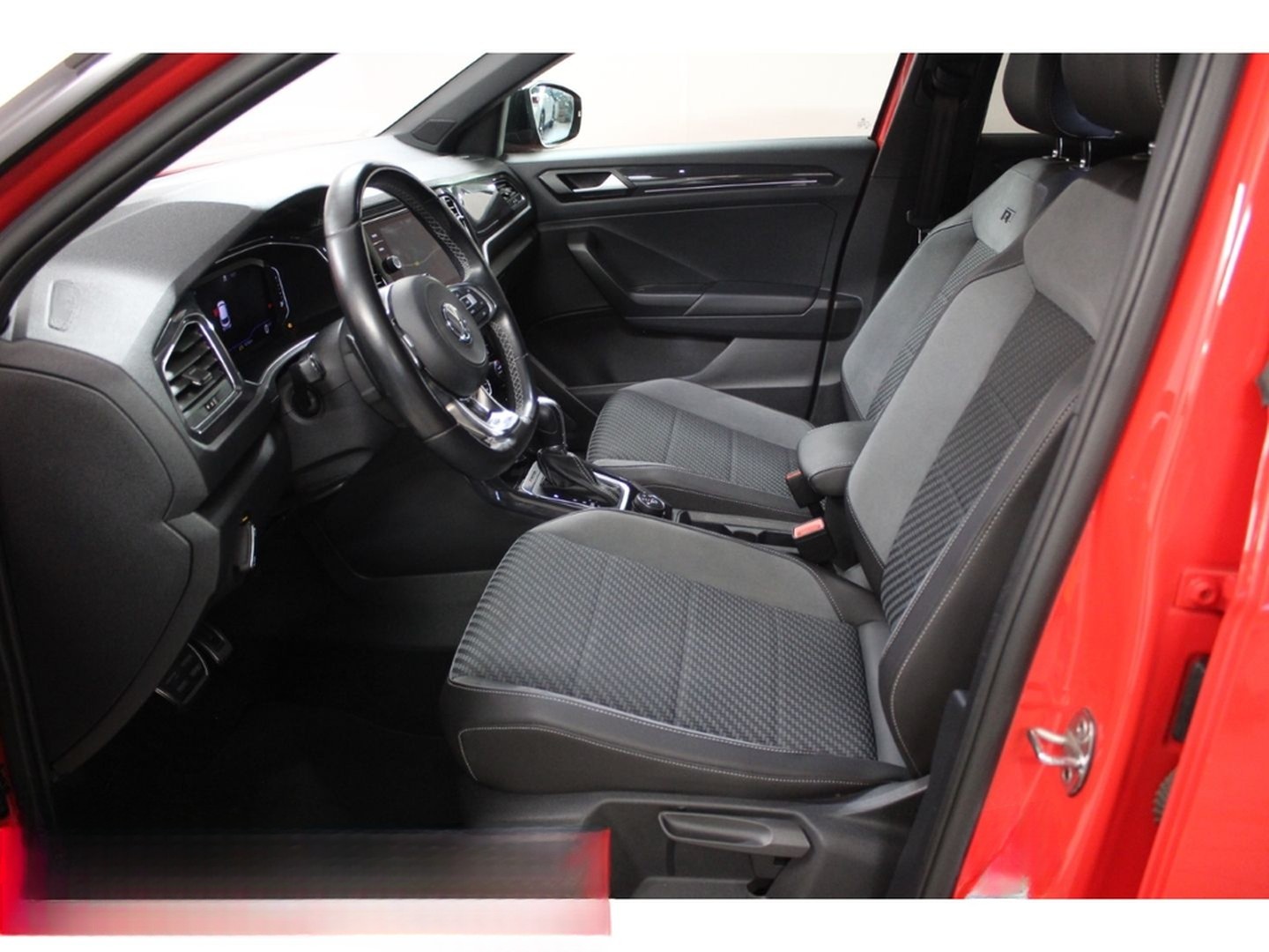 Volkswagen T-Roc 2.0 TSI DSG 4Mo. 2x R-Line 19 ACC NAVI LED foto 4