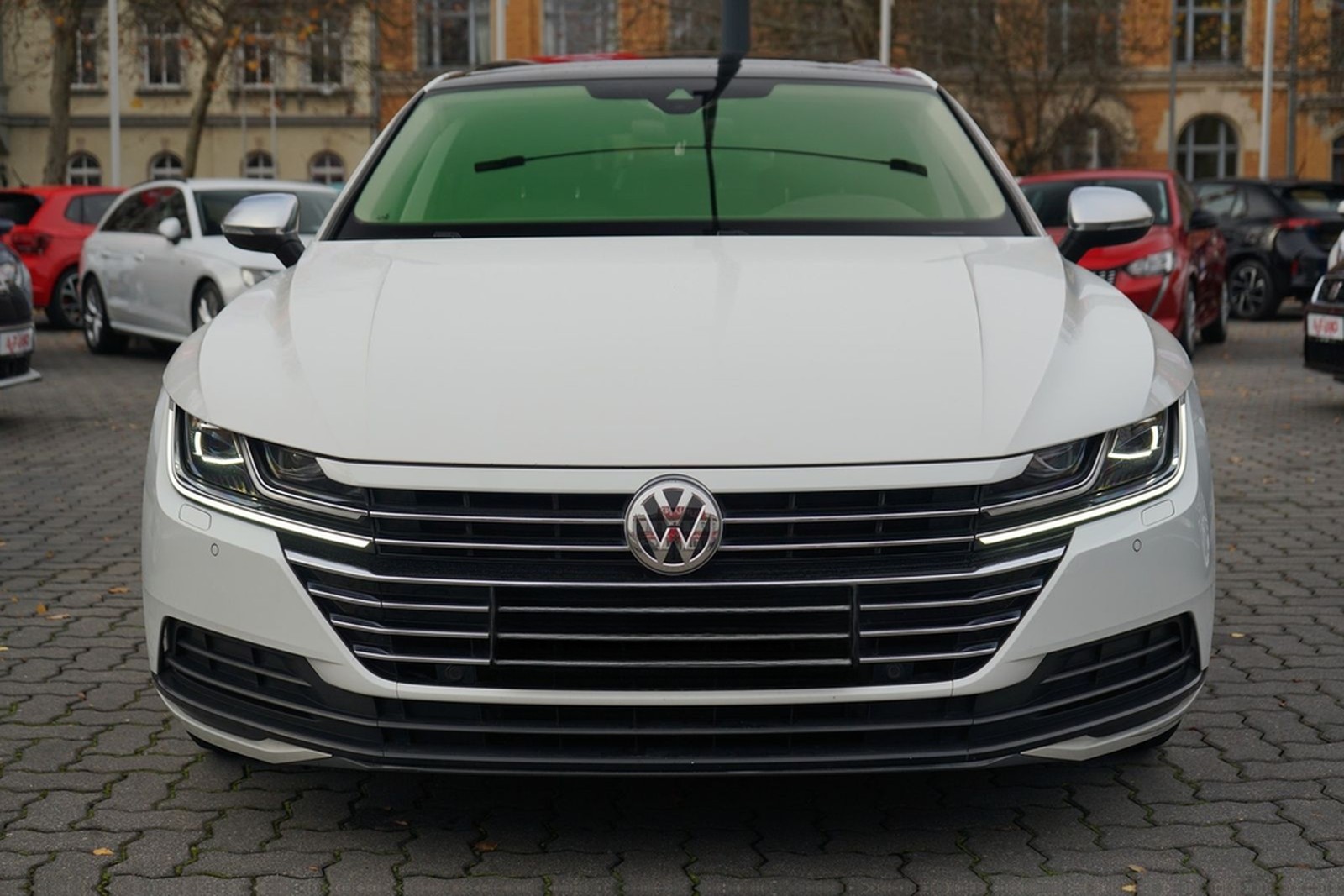 Volkswagen Arteon 1.5 TSI Elegance LED Panorama ACC Navi foto 3