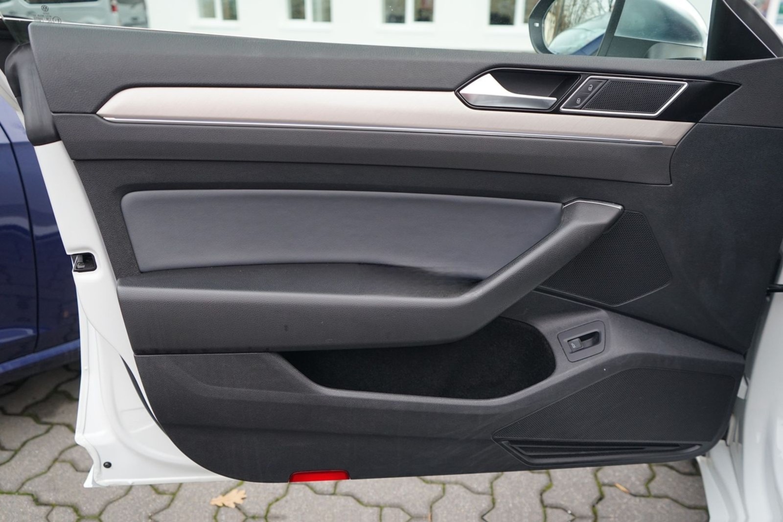 Volkswagen Arteon 1.5 TSI Elegance LED Panorama ACC Navi foto 28