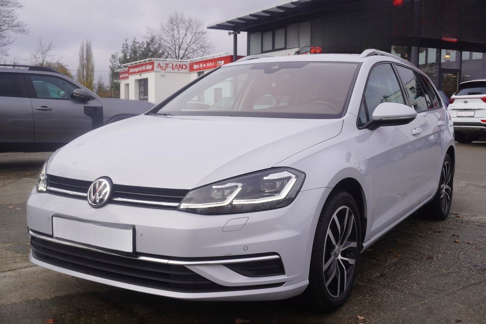 Volkswagen Golf VII Variant 1.5 TSI VC LED ACC AHK Dynaudio foto 2