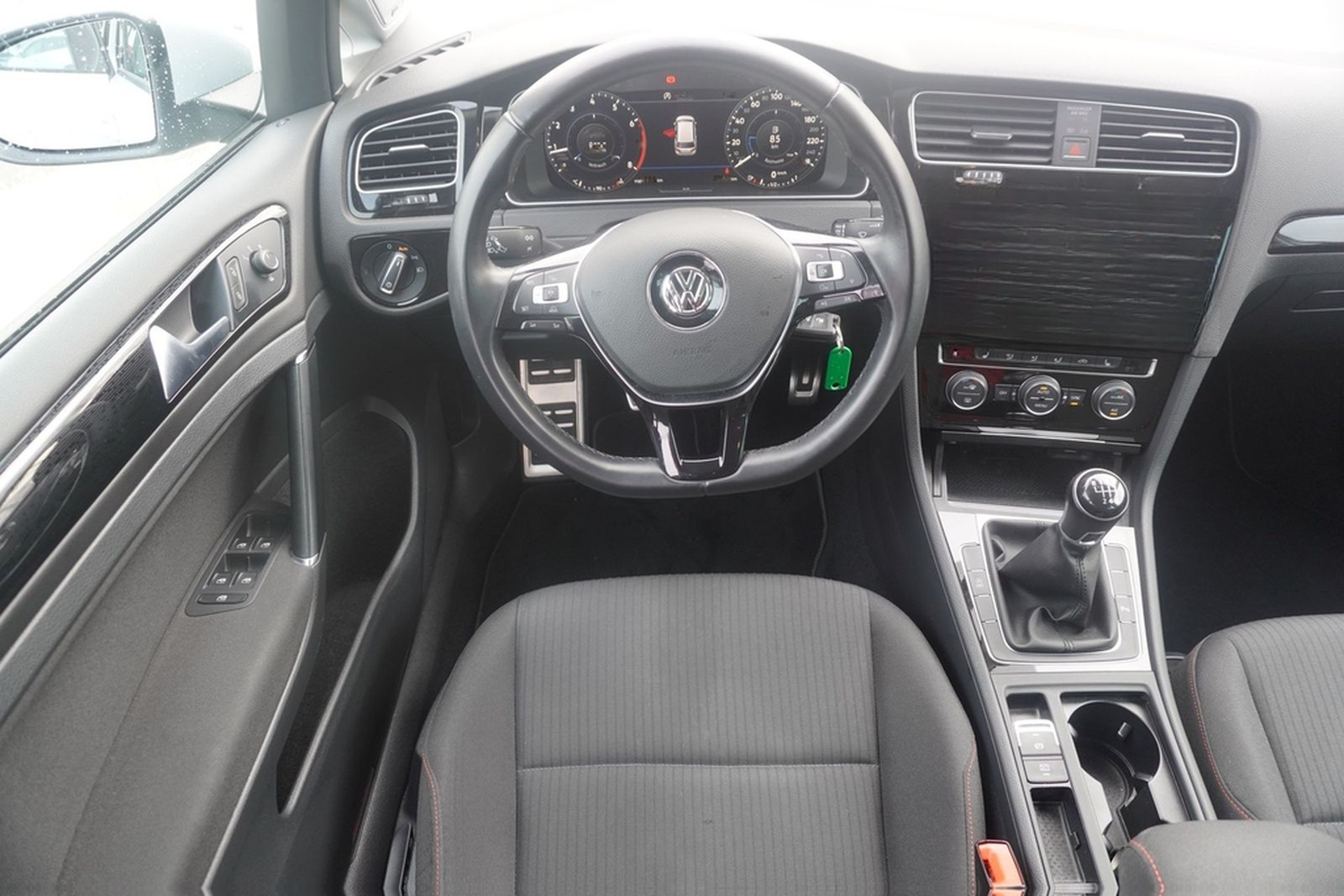 Volkswagen Golf VII Variant 1.5 TSI VC LED ACC AHK Dynaudio foto 17