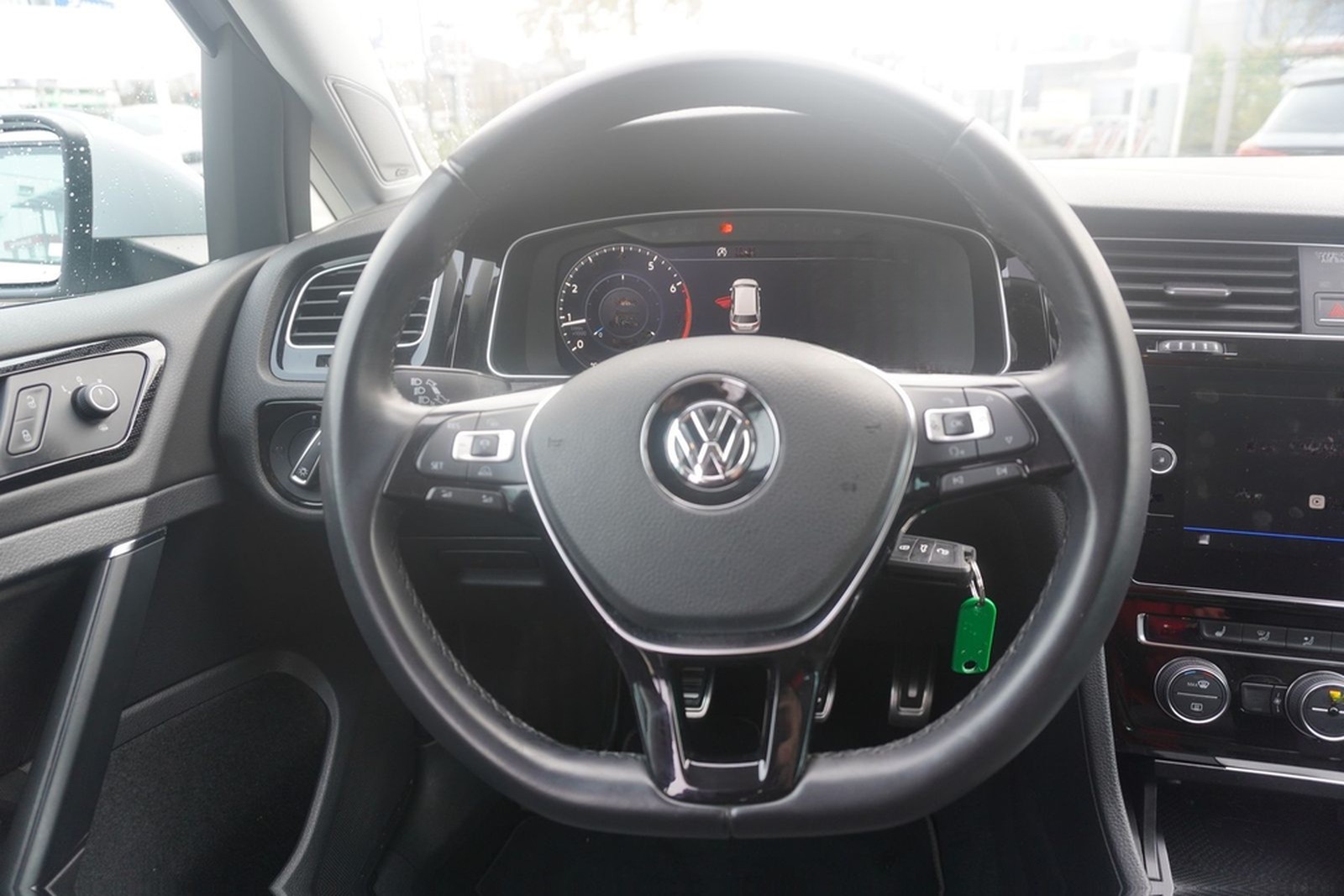 Volkswagen Golf VII Variant 1.5 TSI VC LED ACC AHK Dynaudio foto 18
