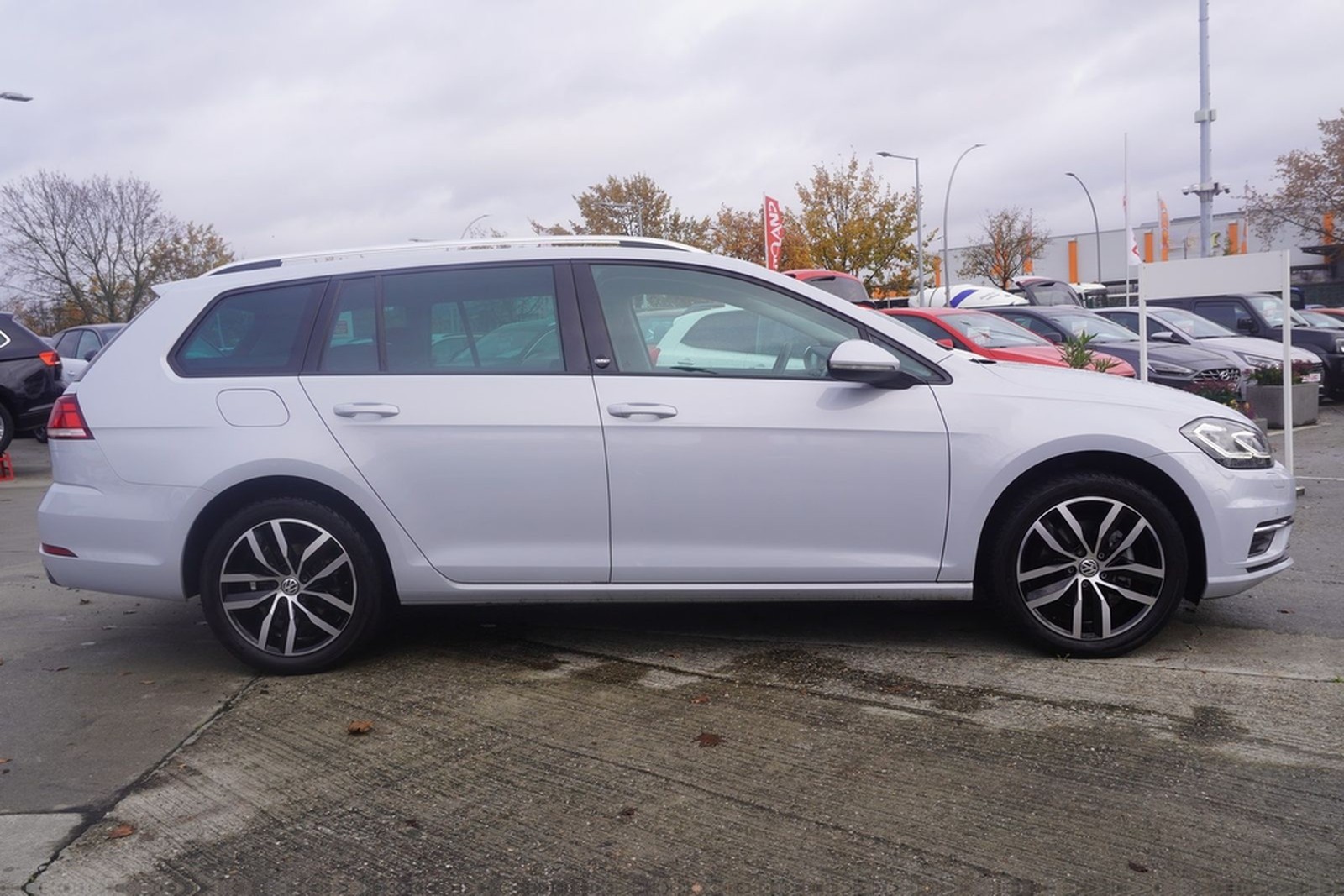 Volkswagen Golf VII Variant 1.5 TSI VC LED ACC AHK Dynaudio foto 5