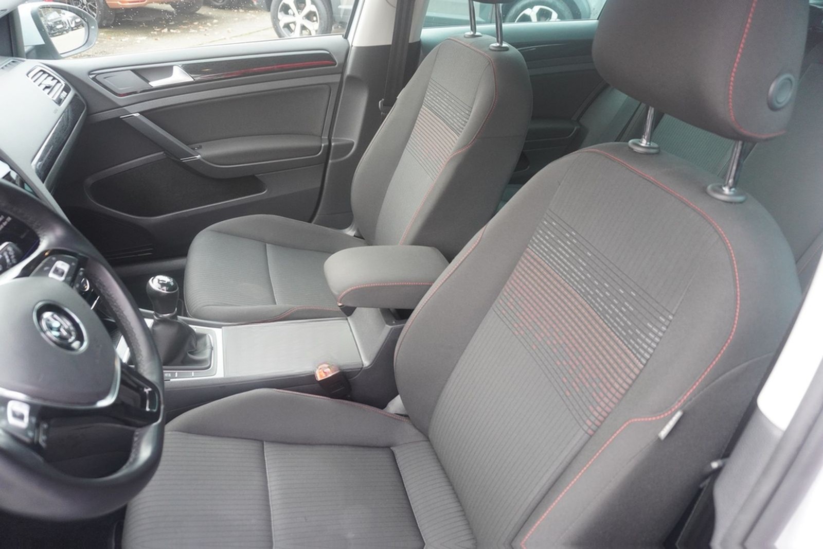Volkswagen Golf VII Variant 1.5 TSI VC LED ACC AHK Dynaudio foto 10
