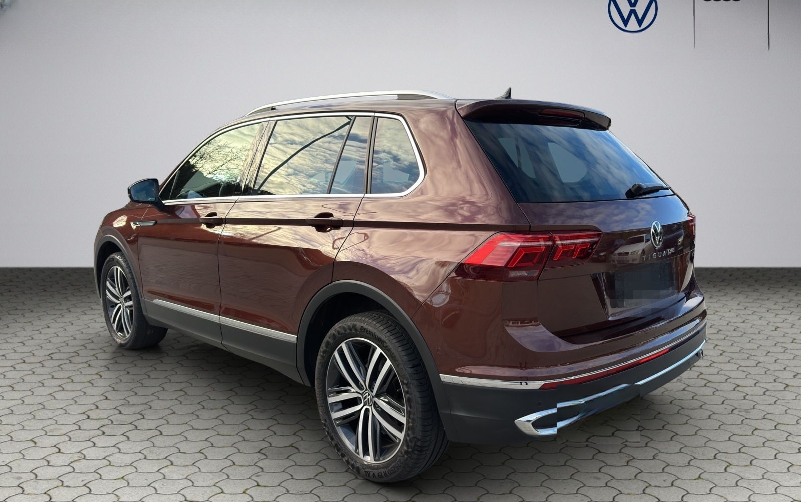 Volkswagen Tiguan Elegance 2.0 TDI DSG 4Motion*LED*NAV*AHK* foto 3