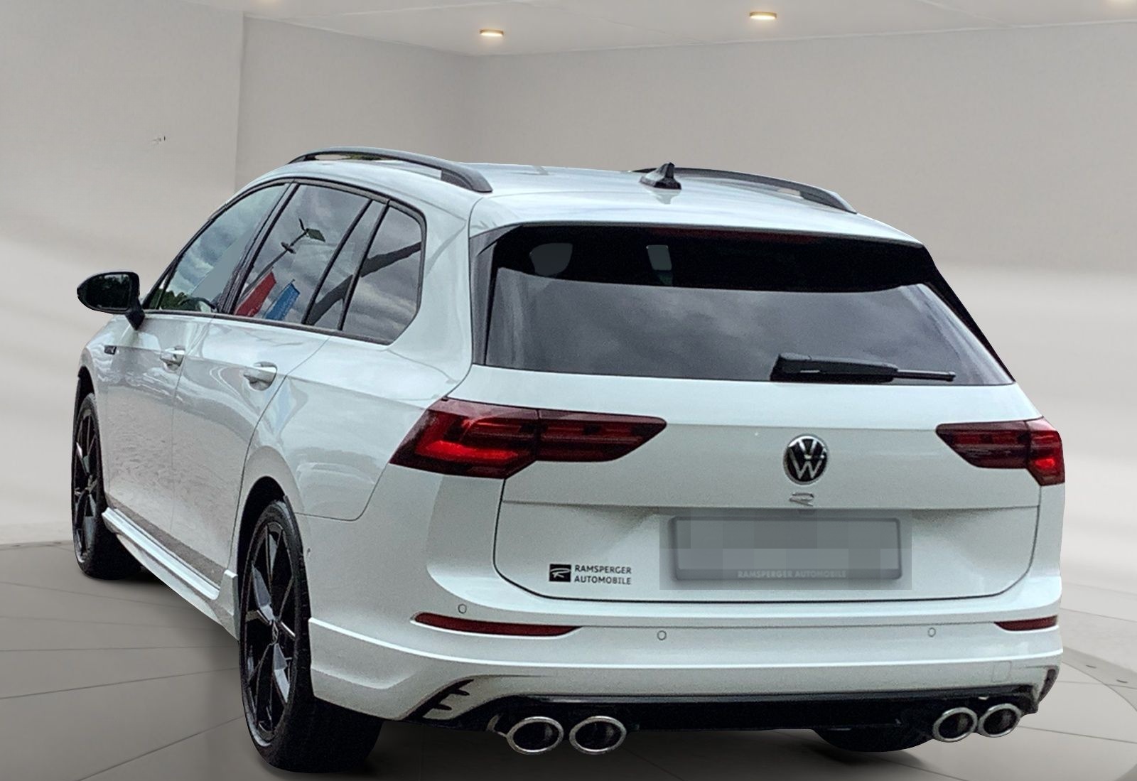 Volkswagen Golf Variant 2.0 TSI DSG R 4M. ACC Matrix Navi P foto 4