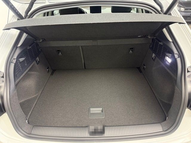 Audi Q2 S line Matrix LED Optikpaket Assistenzpaket foto 11