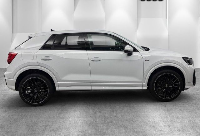 Audi Q2 S line Matrix LED Optikpaket Assistenzpaket foto 13