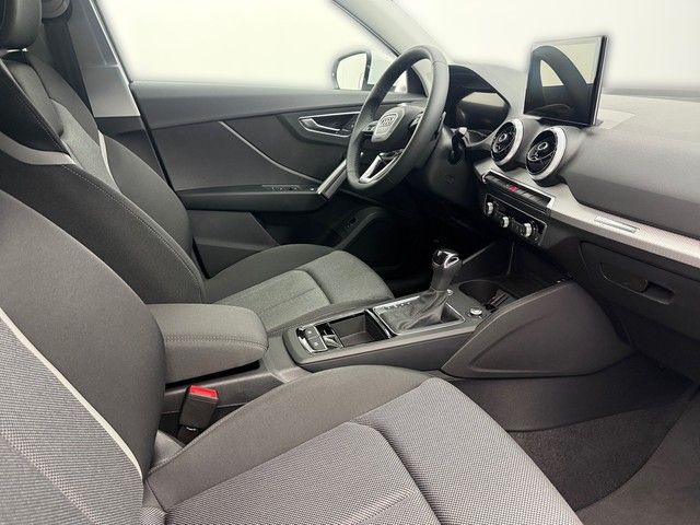 Audi Q2 S line Matrix LED Optikpaket Assistenzpaket foto 15