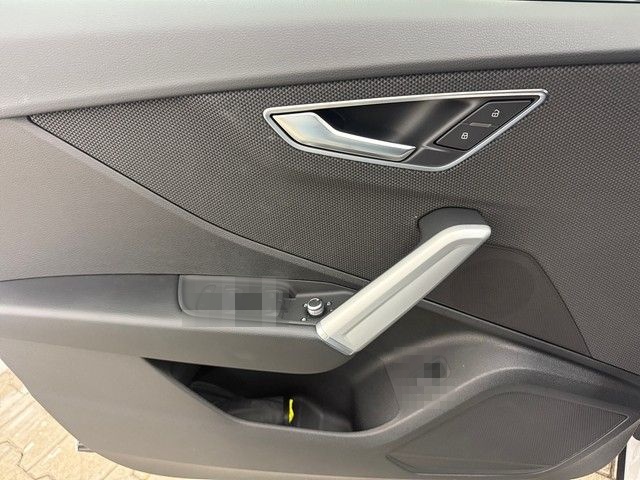 Audi Q2 S line Matrix LED Optikpaket Assistenzpaket foto 17