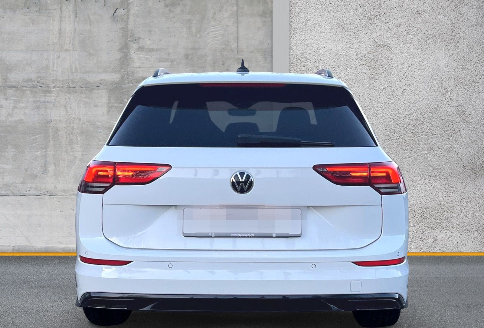 Volkswagen Golf VIII Variant 2.0 TDI DSG R-Line Black Style foto 5