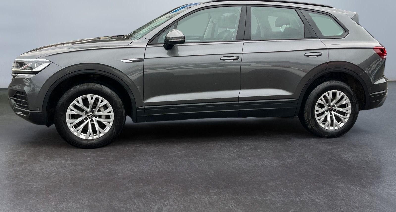 Volkswagen Touareg 4Motion/ACC/PANO/1.HAND/NAVI/TOP/ foto 2