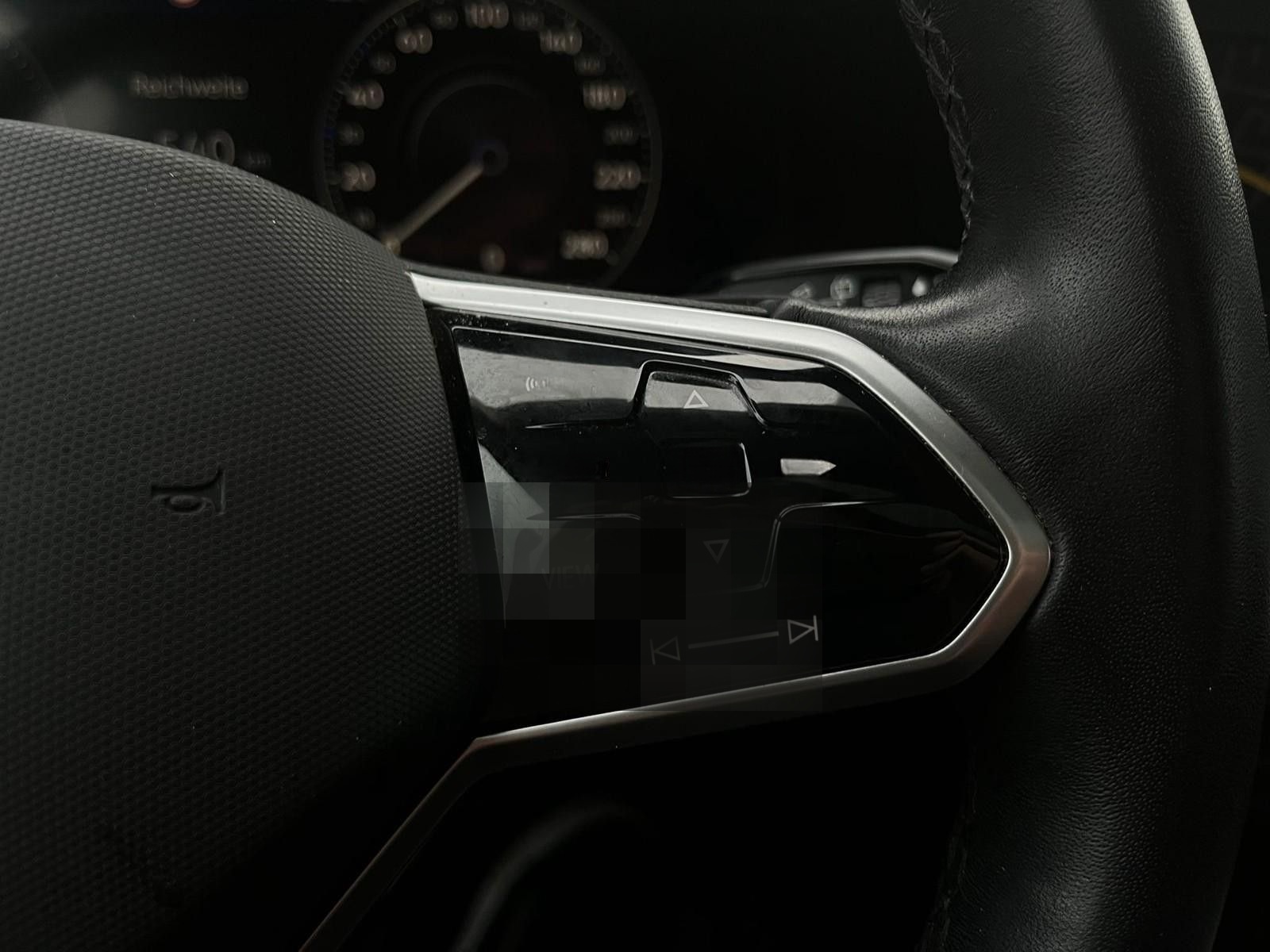 Volkswagen Touareg 4Motion/ACC/PANO/1.HAND/NAVI/TOP/ foto 22