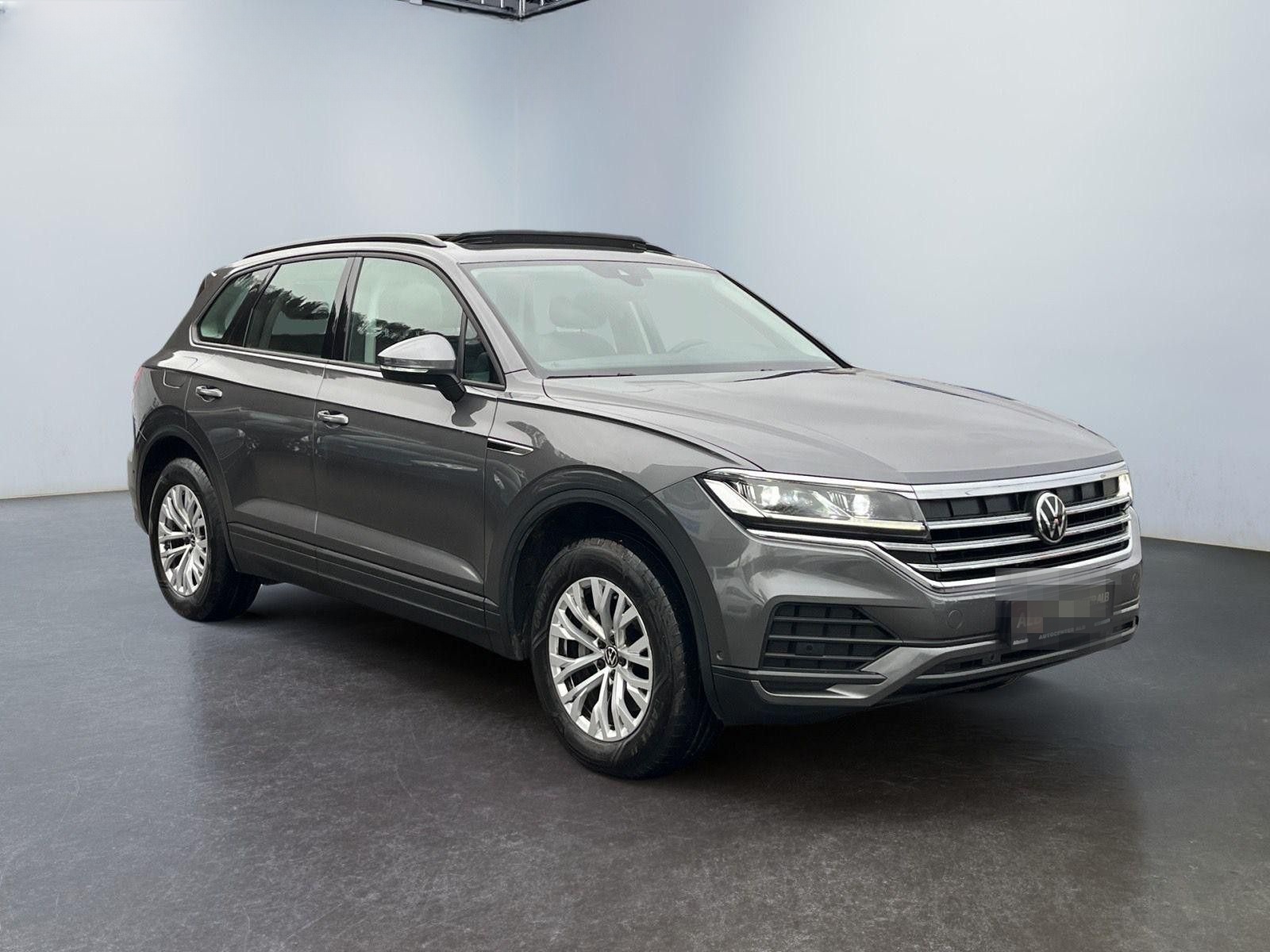 Volkswagen Touareg 4Motion/ACC/PANO/1.HAND/NAVI/TOP/ foto 7