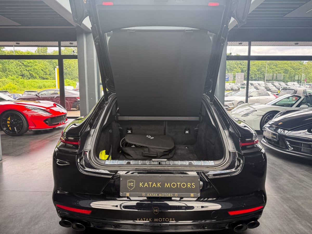 Porsche Panamera TURBO S E-HYBRID PCCB APPROVED MASSAGE foto 15