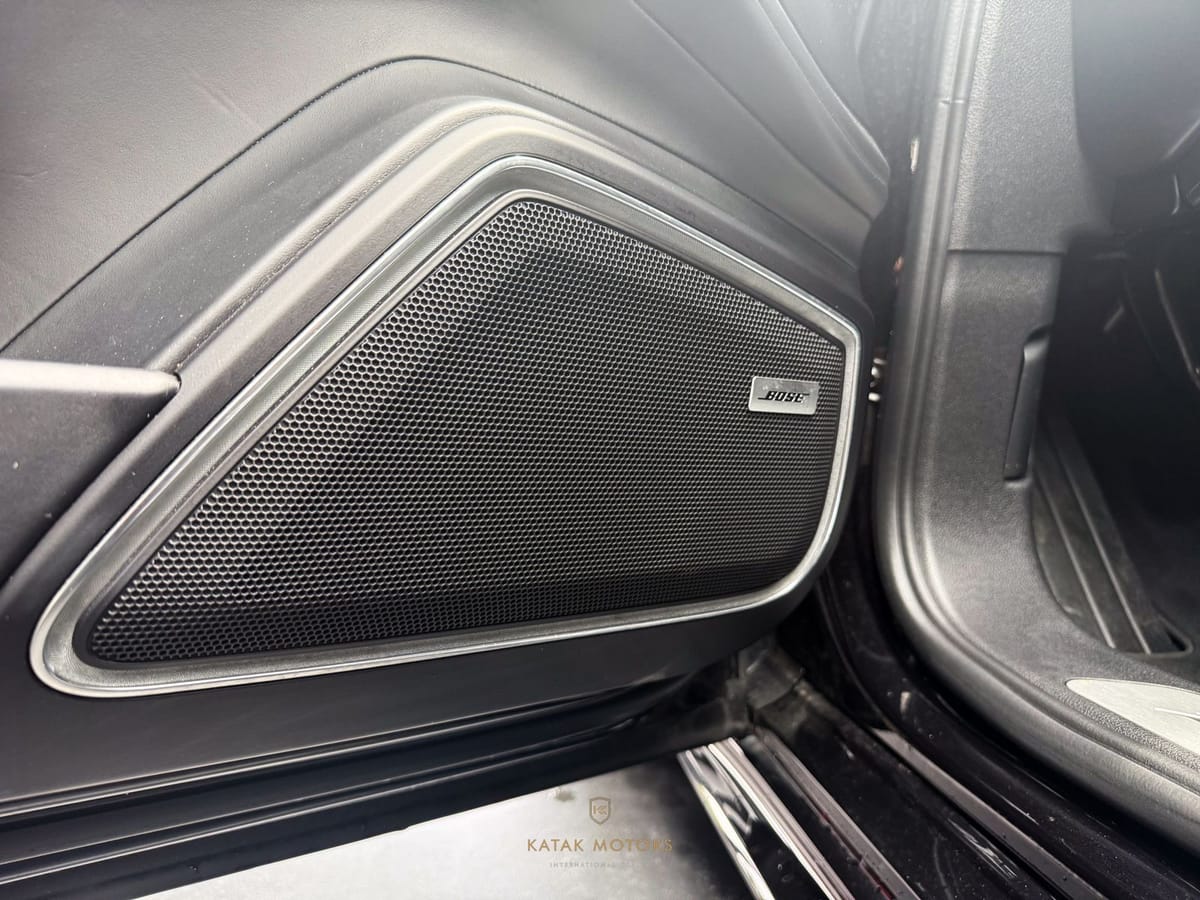 Porsche Panamera TURBO S E-HYBRID PCCB APPROVED MASSAGE foto 18
