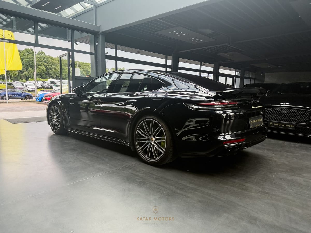 Porsche Panamera TURBO S E-HYBRID PCCB APPROVED MASSAGE foto 3