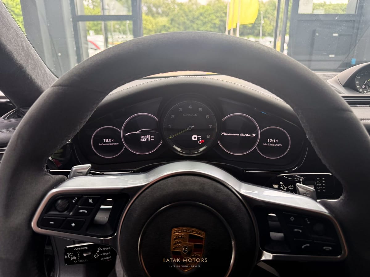 Porsche Panamera TURBO S E-HYBRID PCCB APPROVED MASSAGE foto 21