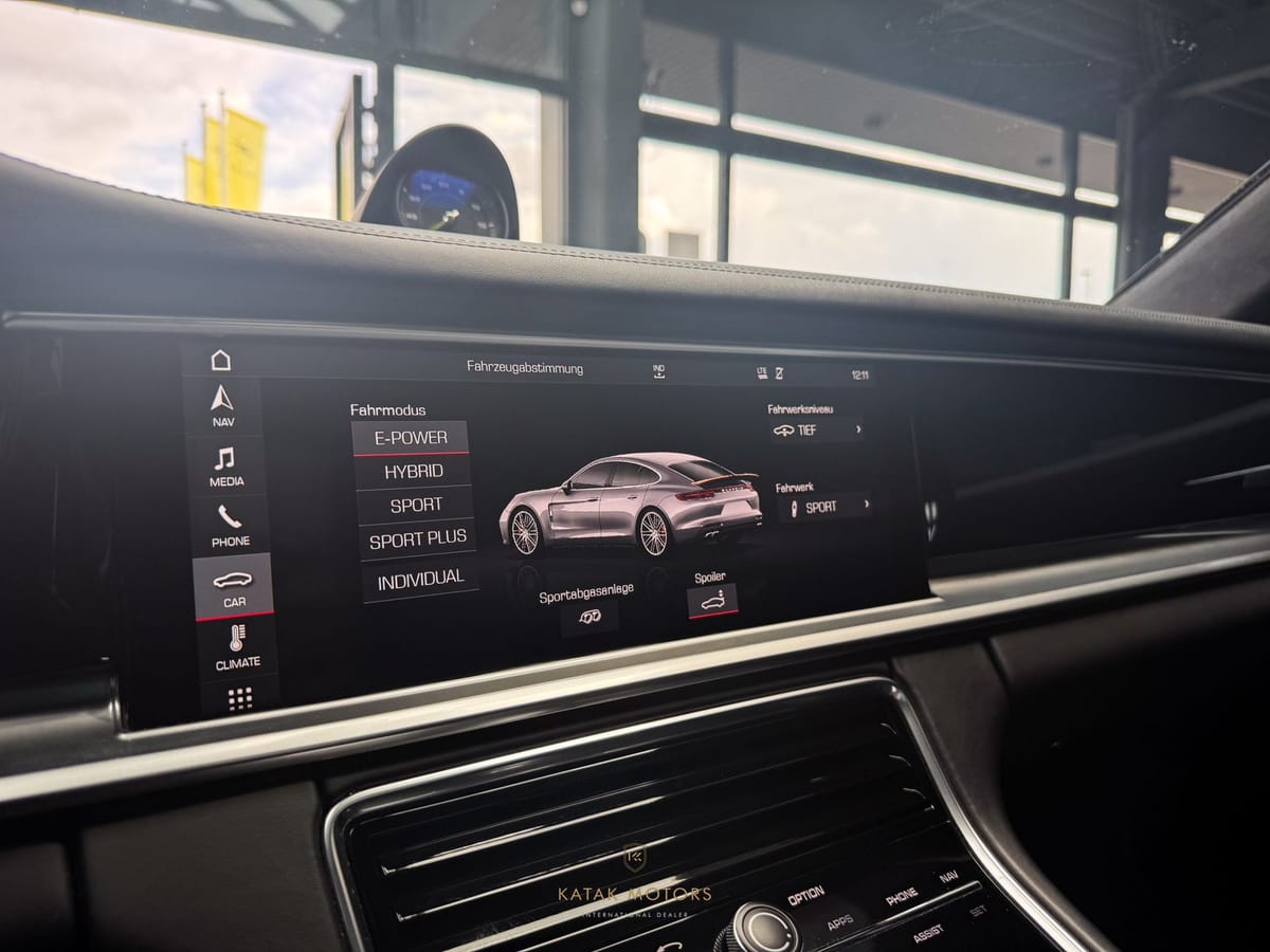 Porsche Panamera TURBO S E-HYBRID PCCB APPROVED MASSAGE foto 25