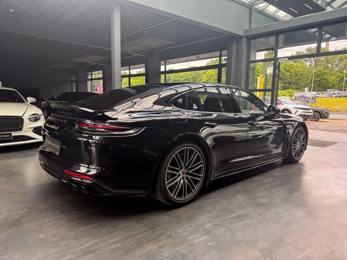 Porsche Panamera TURBO S E-HYBRID PCCB APPROVED MASSAGE foto 5