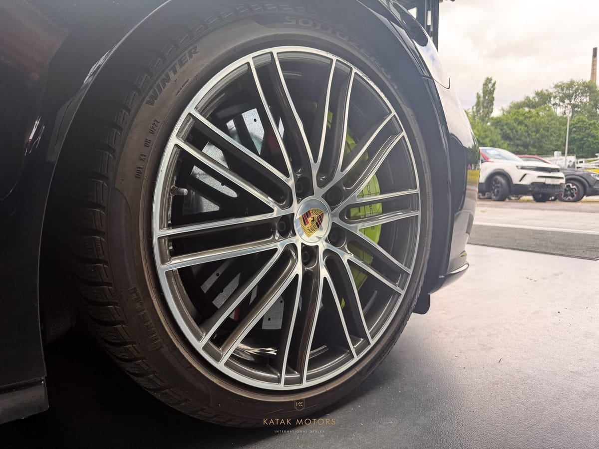 Porsche Panamera TURBO S E-HYBRID PCCB APPROVED MASSAGE foto 7