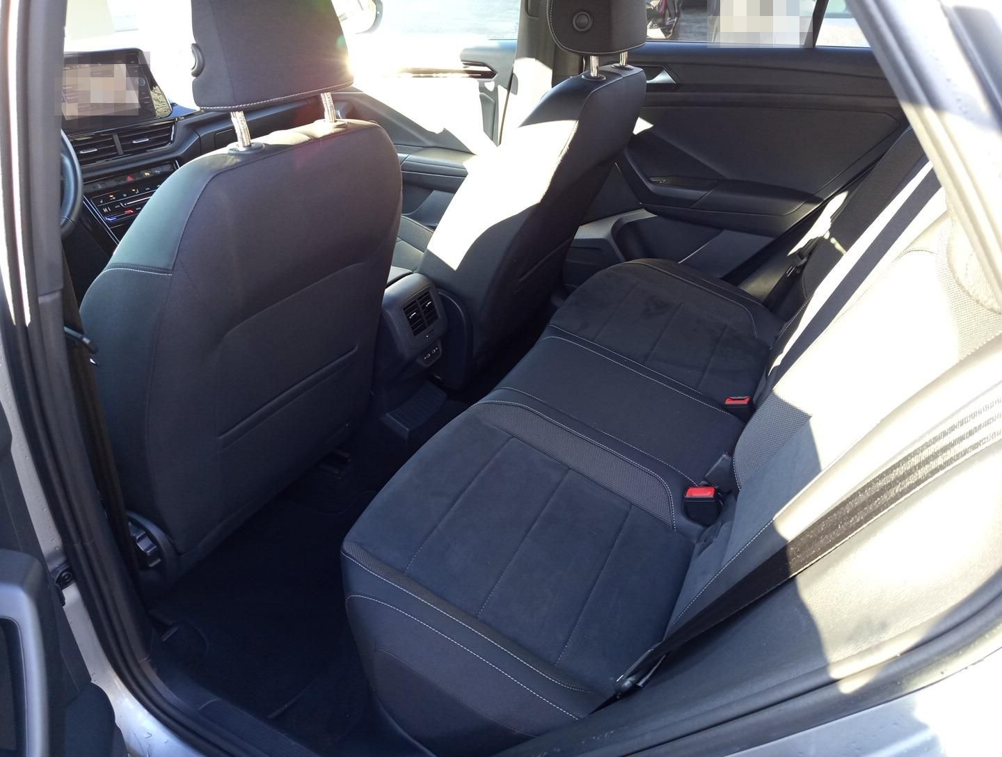 Volkswagen T-Roc Style AHK*NAVI*LED*KAMERA foto 16