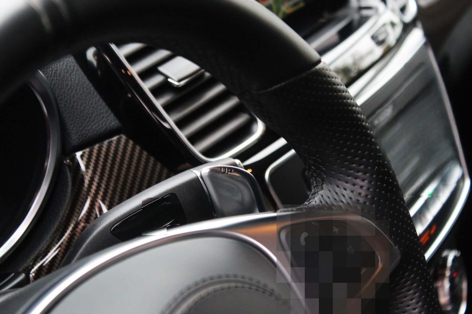 Mercedes-Benz GLS 350 d 4MATIC AMG 9-G KEYLESS CARBON TV WEBAS foto 14